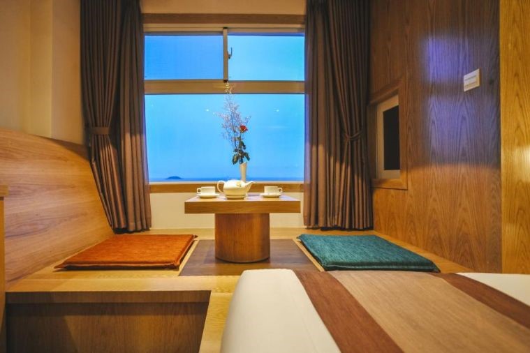 Senior Deluxe Sea view